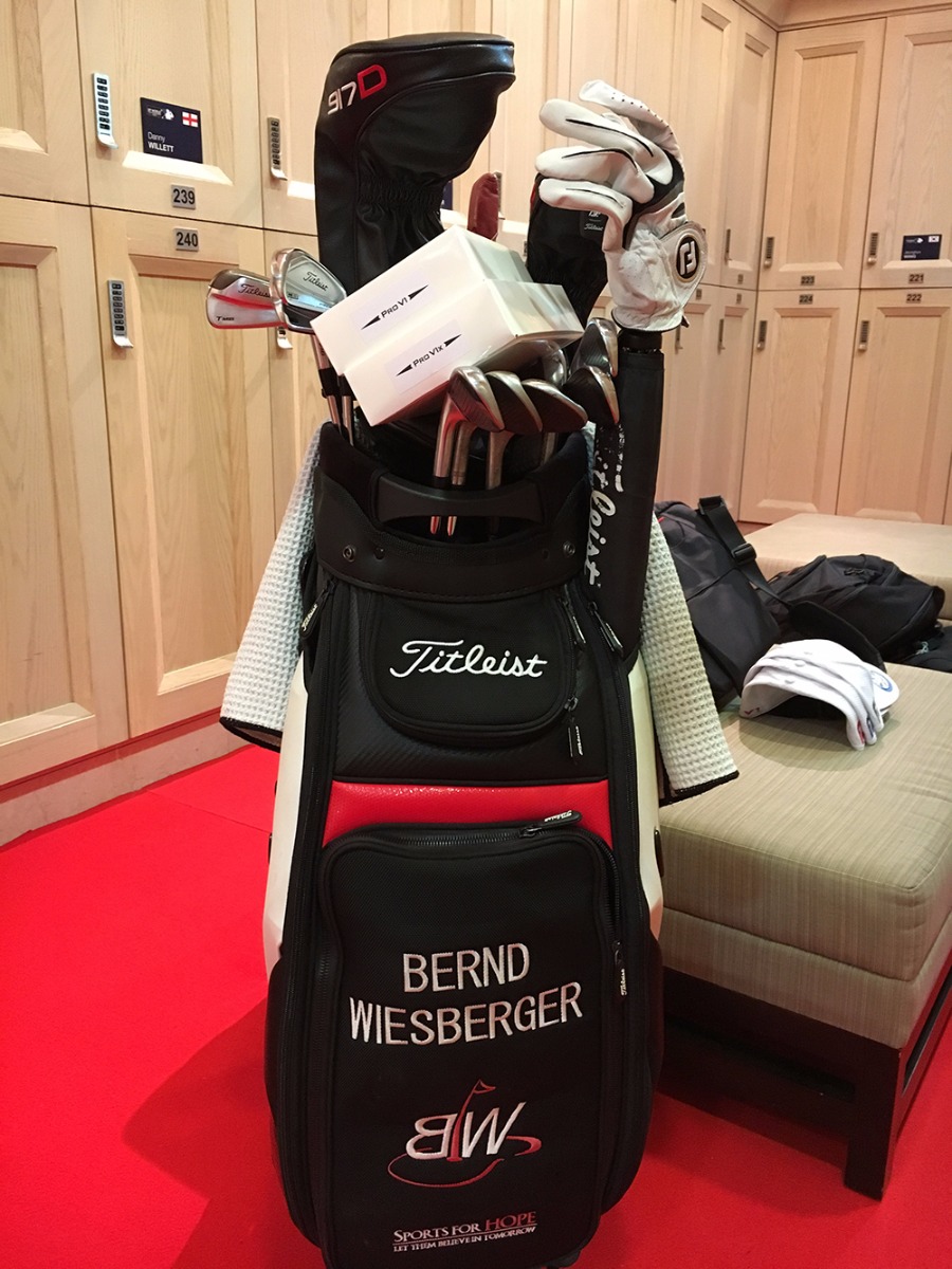 Bernd Wiesberger&#39;s bag in the locker room.