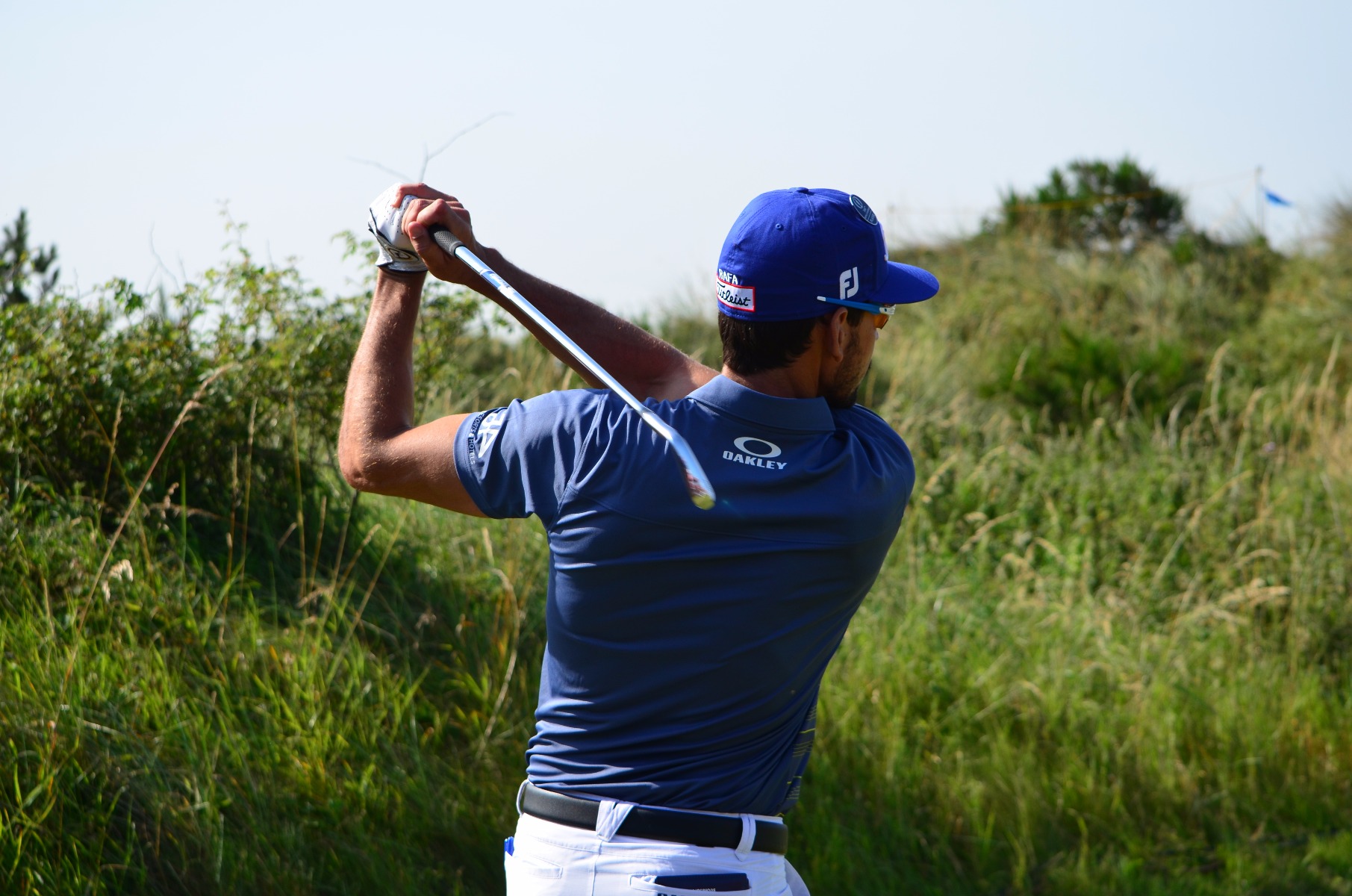 Rafa Cabrera-Bello smoking his #Titleist718...